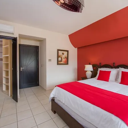 Manolia Dream 3-bedrooms 30m To The Apartment Agia Marina (Crete)
